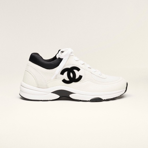 CHANEL Shoes - CHANEL Sneakers size 41